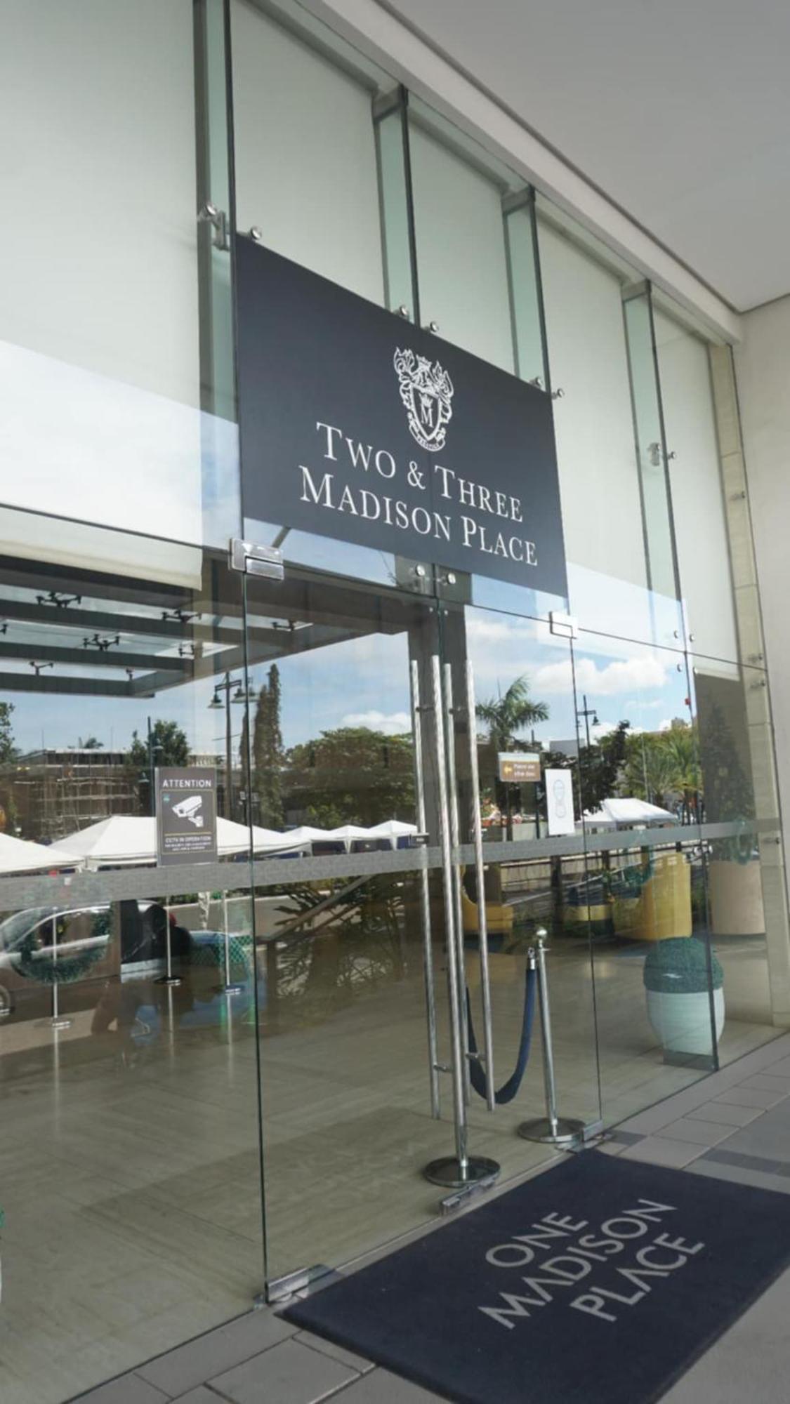 One Madison Tower 3 Deluxe Condo: Megaworld Boulevard Retreat Iloilo City Exterior photo