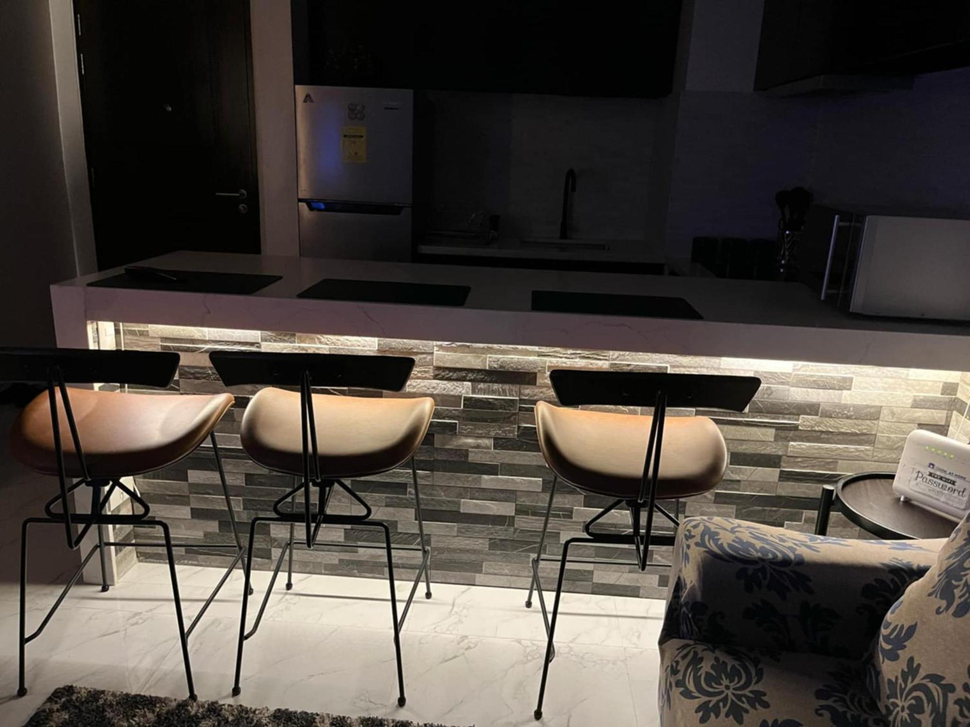 One Madison Tower 3 Deluxe Condo: Megaworld Boulevard Retreat Iloilo City Exterior photo