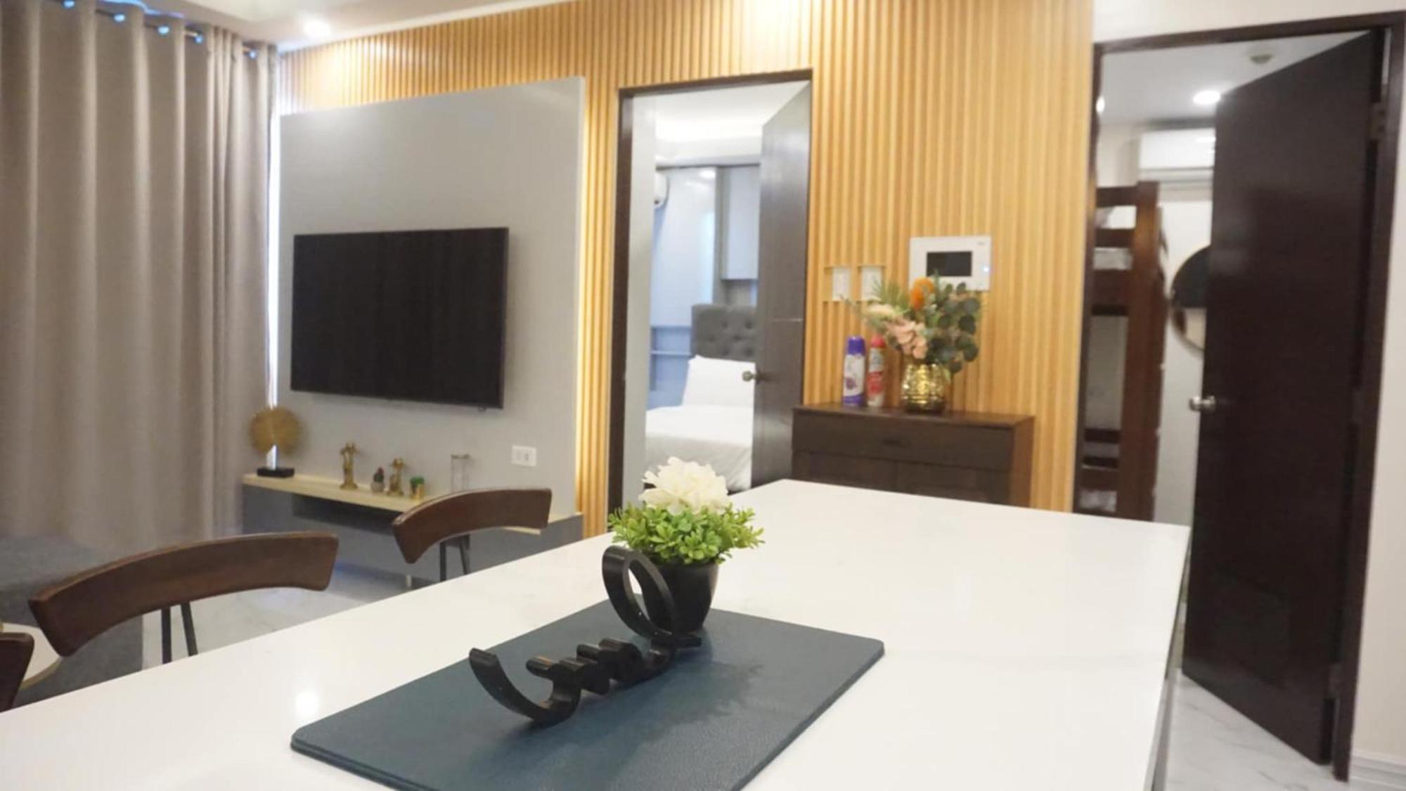One Madison Tower 3 Deluxe Condo: Megaworld Boulevard Retreat Iloilo City Exterior photo